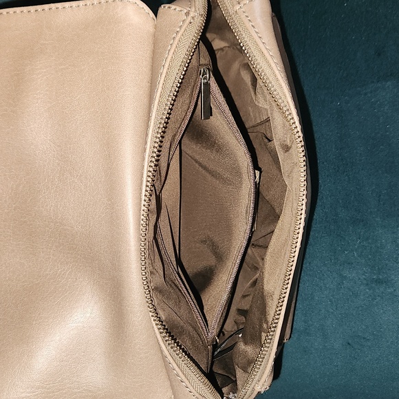 Matt & Nat Crossbody Purse - Picture 9 of 12